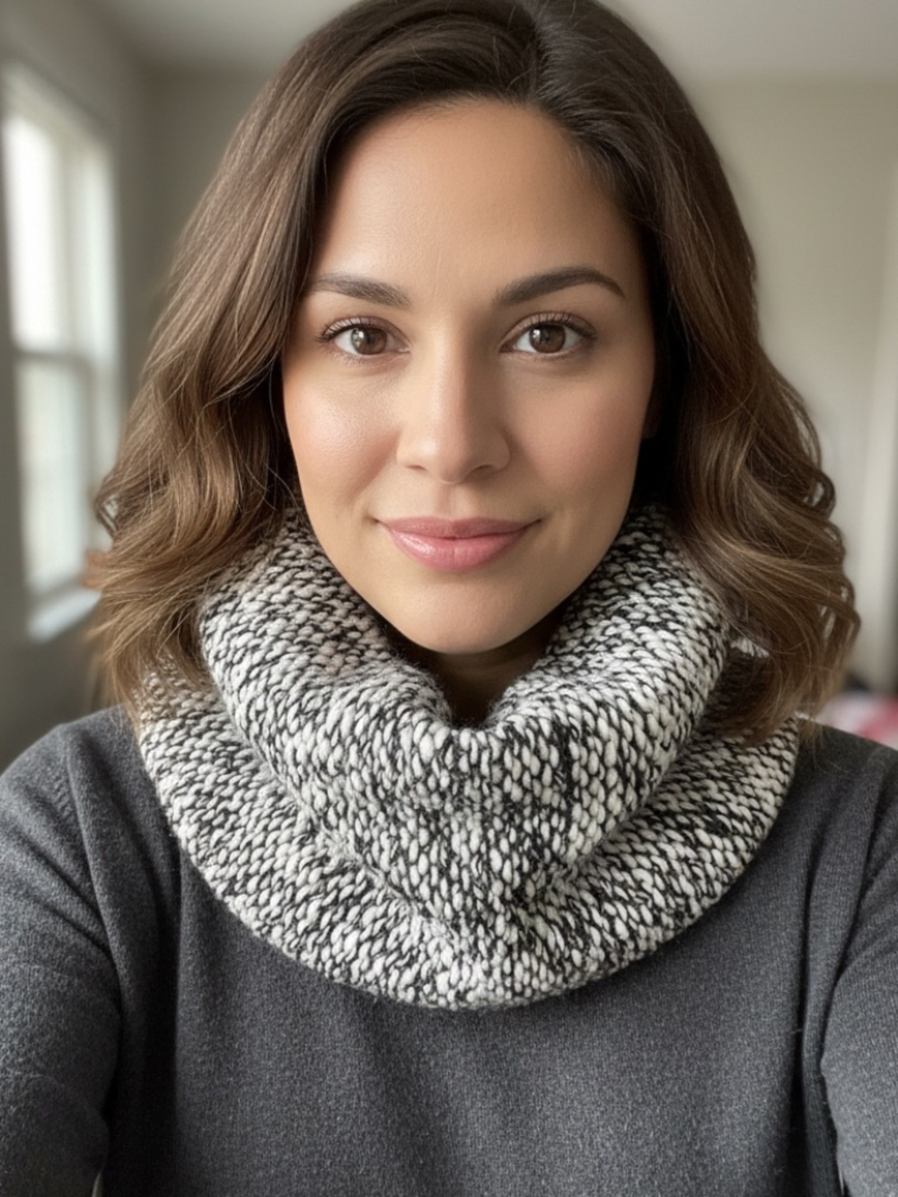NWOT Chunky knit cowl scarf